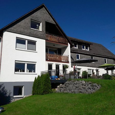 Modern Apartment In Sellinghausen With Terrace Schmallenberg Bagian luar foto